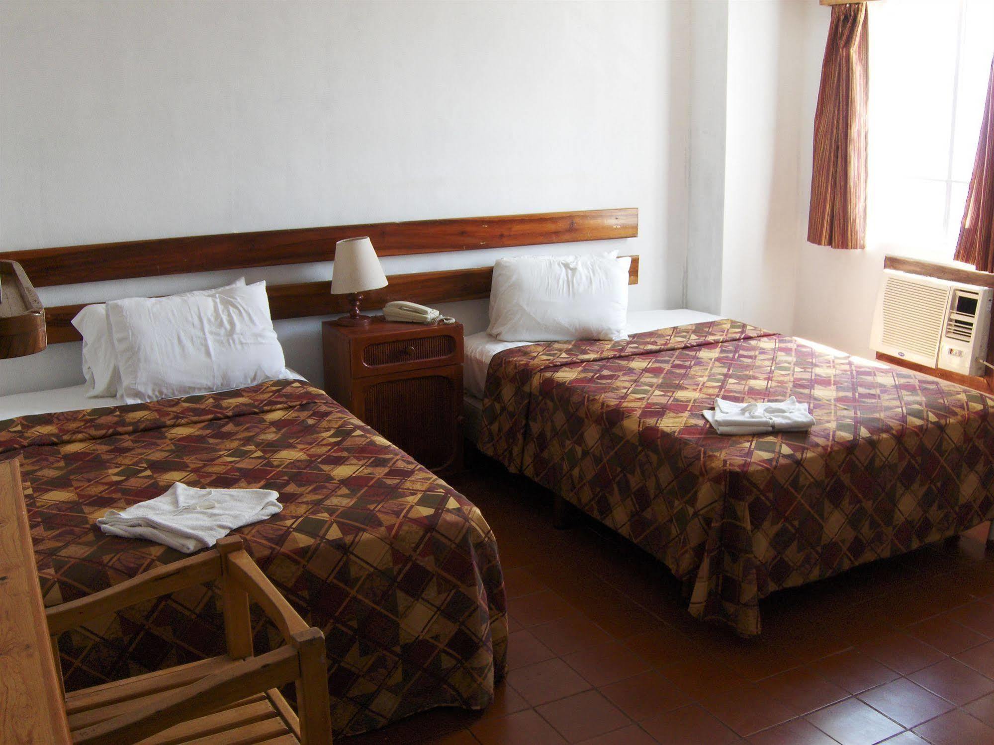 Hotel Alux Канкун Экстерьер фото